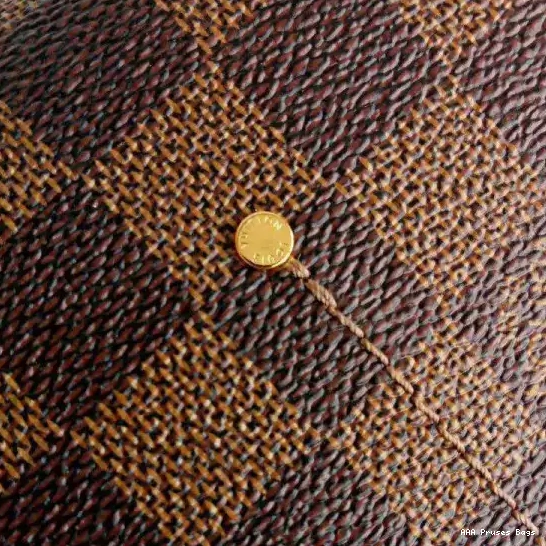 AAA Replica Ru MM Vuitton Favorite Louis 0702